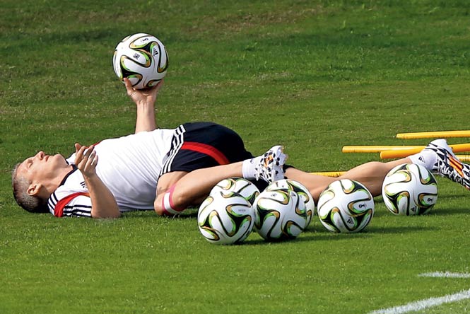 FIFA World Cup: Bastian Schweinsteiger: No pressure on Germany