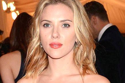 Scarlett Johansson turns reckless driver for 'Lucy'