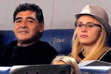Diego Maradona ex-girlfriend arrested, accused of Dubai theft