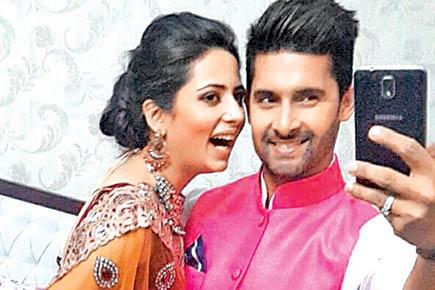 Spotted: Ravi Dubey and Sargun Mehta clicking selfies