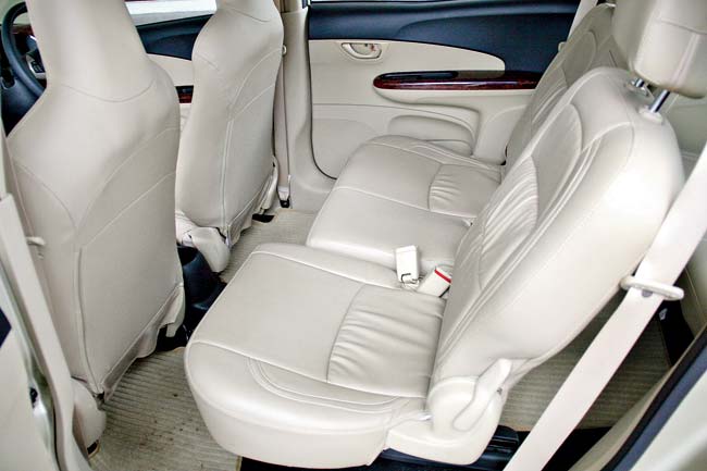 You can slide the second row seats fore and aft, or recline them to release more space for the third row passengers