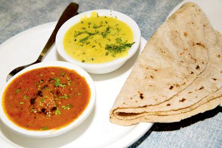 Chef Ranveer Brar's recipe for Kalya Vatanyachi Ussal