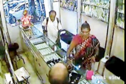 Mumbai crime: Cops launch manhunt for jewel thief