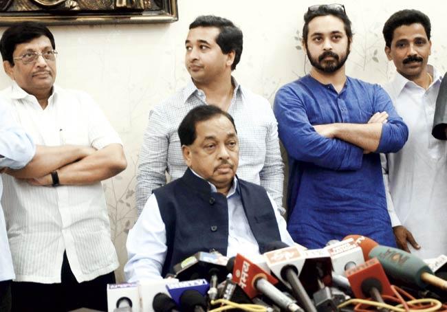 Narayan Rane addressing a press conference from his official residence Dnyaneshwari, where he made carping comments against the CM and the Congress party