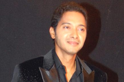 Shreyas Talpade turns lyricist for 'Poshter Boyz'