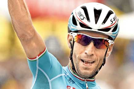 Tour de France: Nibali wins 18th stage