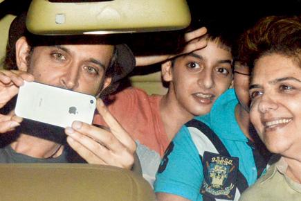 Pizza time for Hrithik Roshan and sons