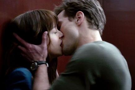 'Fifty Shades of Grey' trailer out 