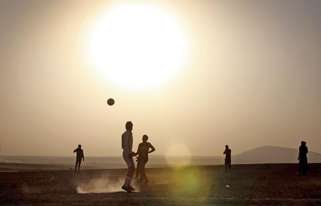 Iraqis play football