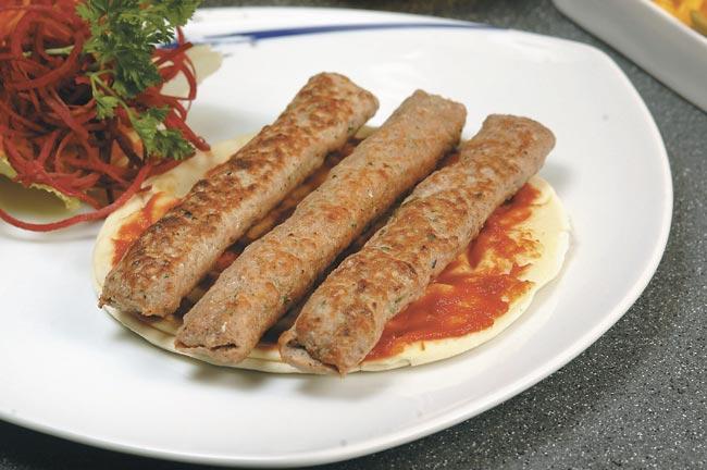 Their Sheesh Taouk and Kebab Meshwi have subtle, balanced flavours