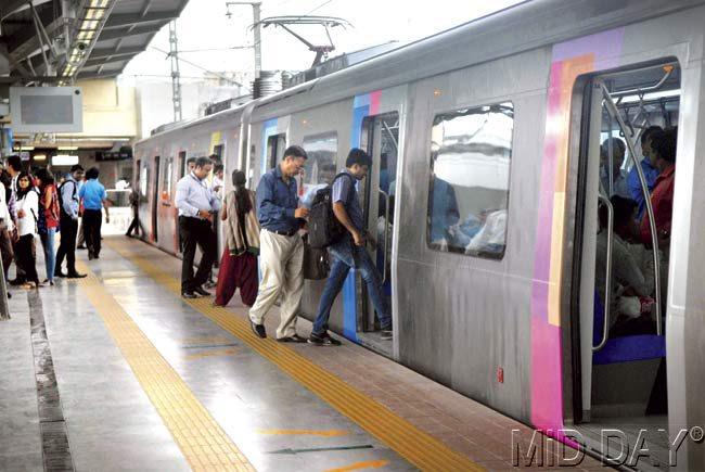 There has been a 100 per cent rise in the number of metro commuters. Pic/Nimesh Dave