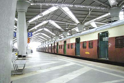 Mumbai: Dedicated freight corridor gives railways the jitters