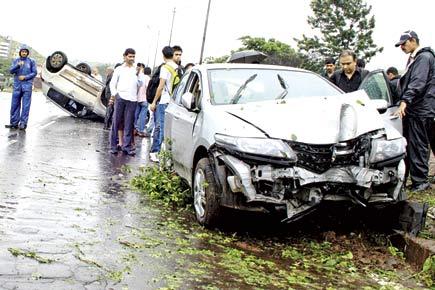 Pune: Traffic department books 12 PMC contractors for negligence