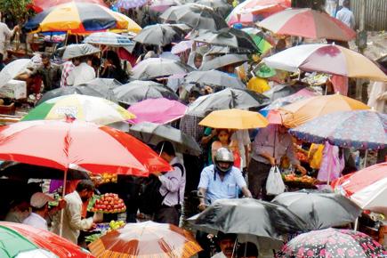 Shifting trends of rainwear in Pune