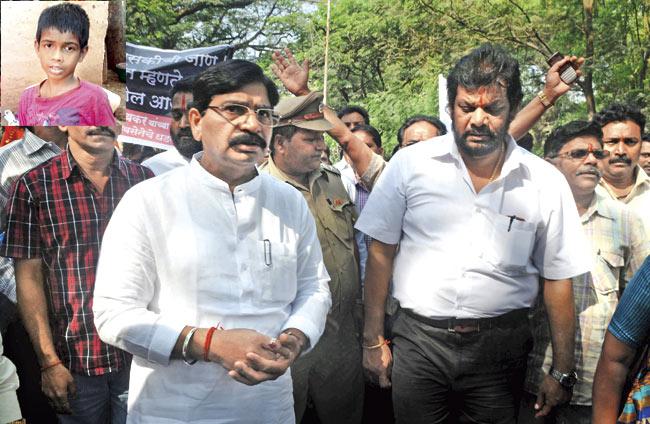 Shiv Sena MLA Ravindra Waikar had assured Sunil’s family that he will look after his school and college expenses