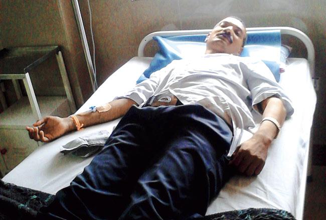Sandeep Shankar Wavhal recuperating at the BMC-run trauma centre on the WEH in Jogeshwari (East), where he was rushed to after being bitten by a bamboo pit viper on Sunday morning