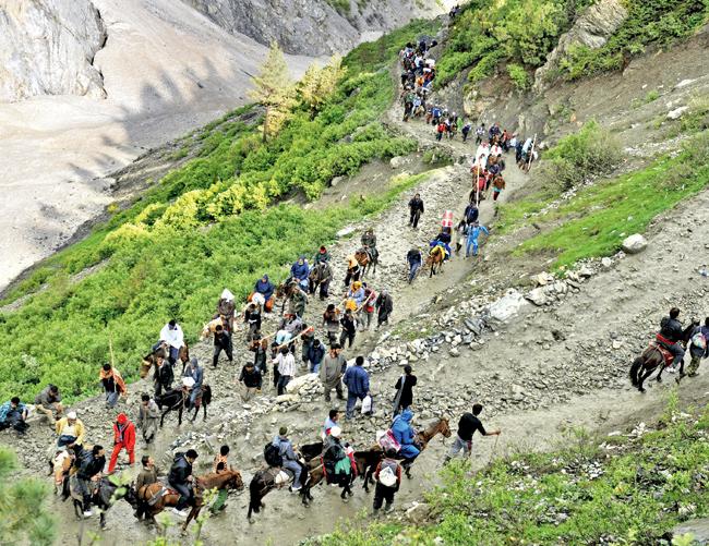 11 Amarnath pilgrims killed, over 30 injured in bus accident