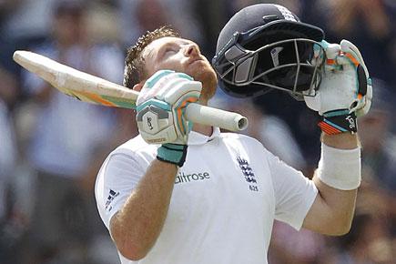 Southampton Test: England pile more misery on India