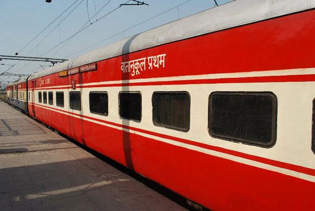 Trains to soon run at 160 kmph on Delhi-Howrah, Delhi-Mumbai routes