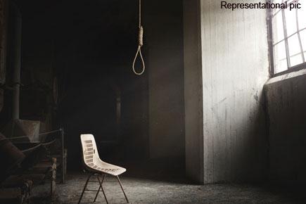 Woman catches husband sleeping with sister-in-law, commits suicide