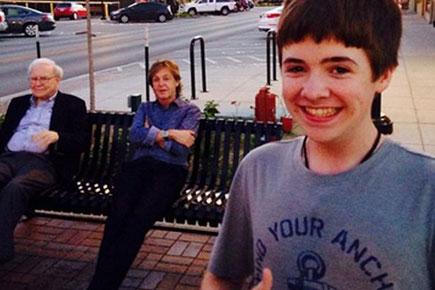 Teen's selfie with Paul McCartney, Warren Buffet goes viral
