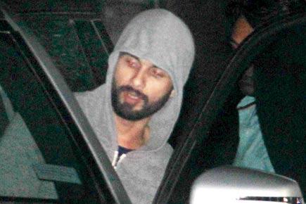 Shahid Kapoor waited 2 hours at a salon to hide his new look?
