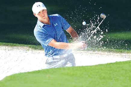 Leader Spieth sets new record at Masters