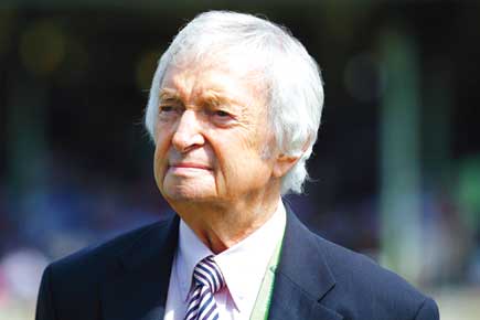 Family turns down offer of state funeral for Richie Benaud