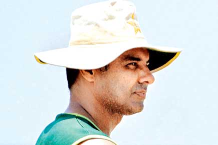 Pakistan coach Waqar Younis supports return of tainted players