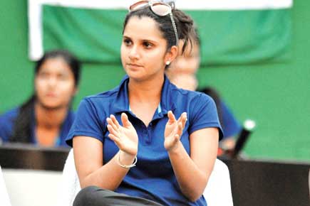 Sania leads India to victory over Philippines
