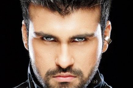 Aarya Babbar turns a baddie for 'Chalk and Duster'