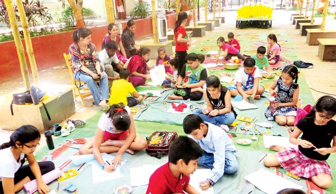 An art workshop underway at Dr Bhau Daji Lad Museum