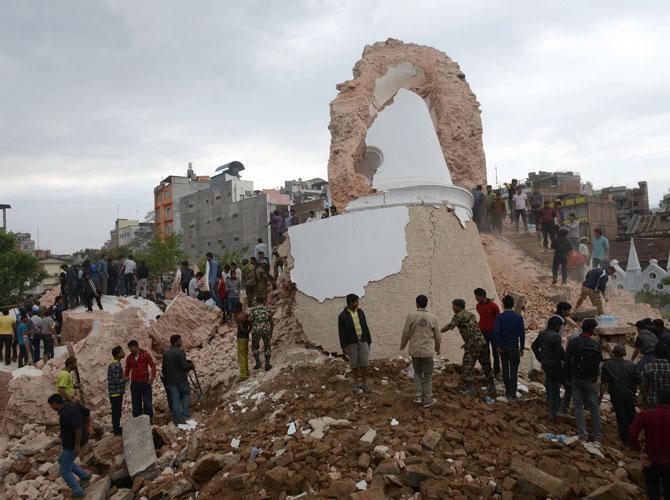 Massive earthquake hits Nepal; tremors felt across India 