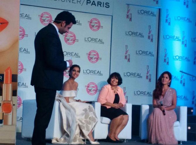 Katrina Kaif shared this image on Twitter and wrote, "So excited to be at the @LOrealParisIn press conference! #TheCannesStars". Picture courtesy: Katrina