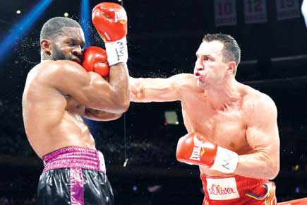 Boxing: Wladimir Klitschko out-points Jennings to retain title