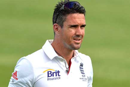 English County Cricket: Pietersen fastest to score 1000 runs for Surrey