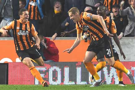 EPL: Hull City's Dawson damages Liverpool's Europe dream