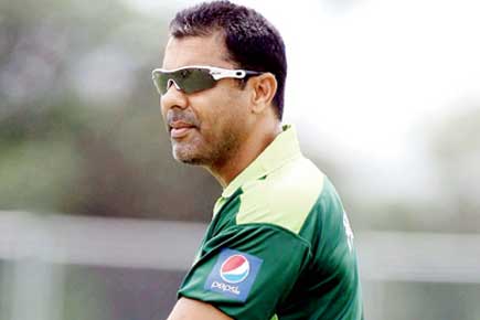 Waqar Younis not stepping down as Pakistan coach