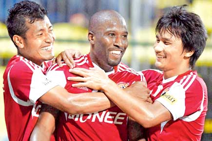 I-League: Shillong Lajong hit Mumbai for a six at Cooperage