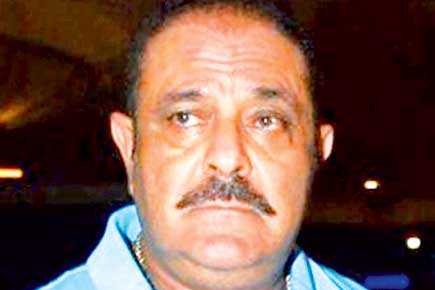 IPL-8: Dhoni's first coach unhappy over Yograj Singh's comments
