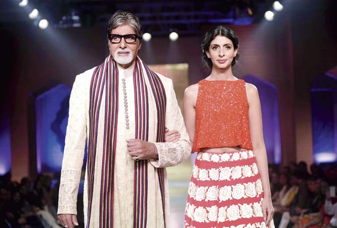Amitabh Bachchan with his daughter Shweta Nanda
