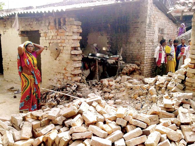 After the tropical storm struck districts of Bihar last Tuesday, the quake rattled the state on Saturday. Pic/PTI