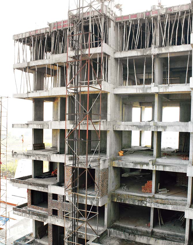 The state government may soon regularise unauthorised structures in urban areas. File pic for representation
