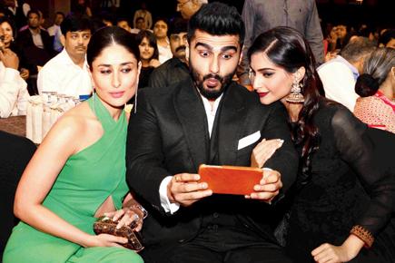 Kareena, Arjun and Sonam bond over selfies!