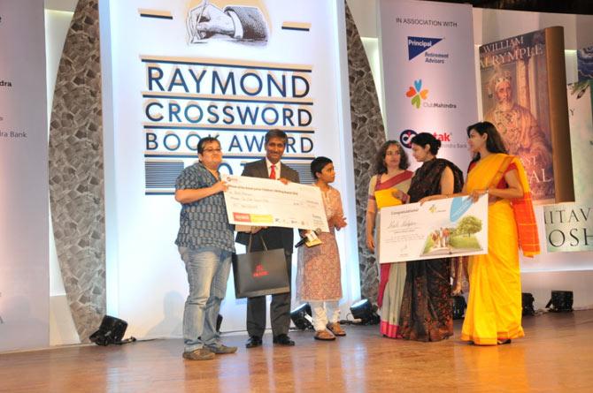 Shals Mahajan winning the  Kotak Childerns Book award