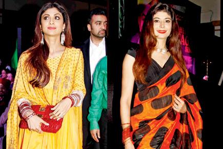 Bollywood stars attend an awards ceremony in Mumbai