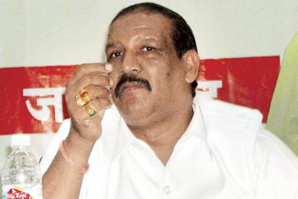 Clean chit to ex-minister Vijaykumar Gavit in disproportionate assets case