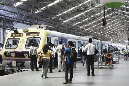 Mumbai: New rakes won't bring relief to WR commuters any time soon
