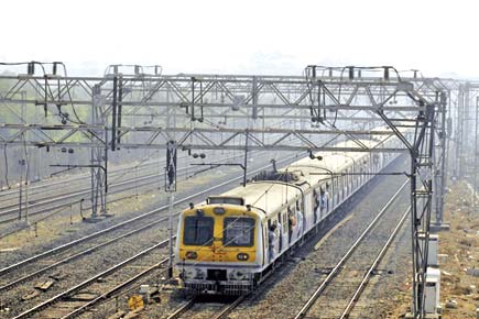 Mumbai: WR identifies trains that are consistently late 