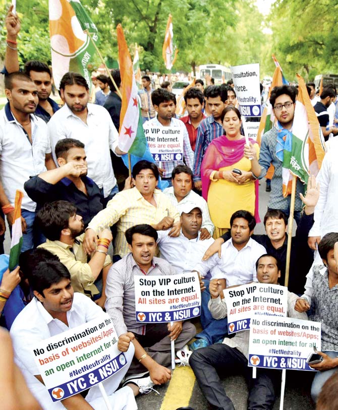 Members of the National Students Union of India and Indian Youth Congress marched in support of net neutrality in New Delhi yesterday. Pic/PTI